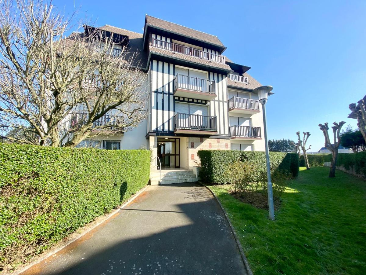 Superbe appartement avec jardin ensoleillé Blonville-sur-Mer Exterior foto