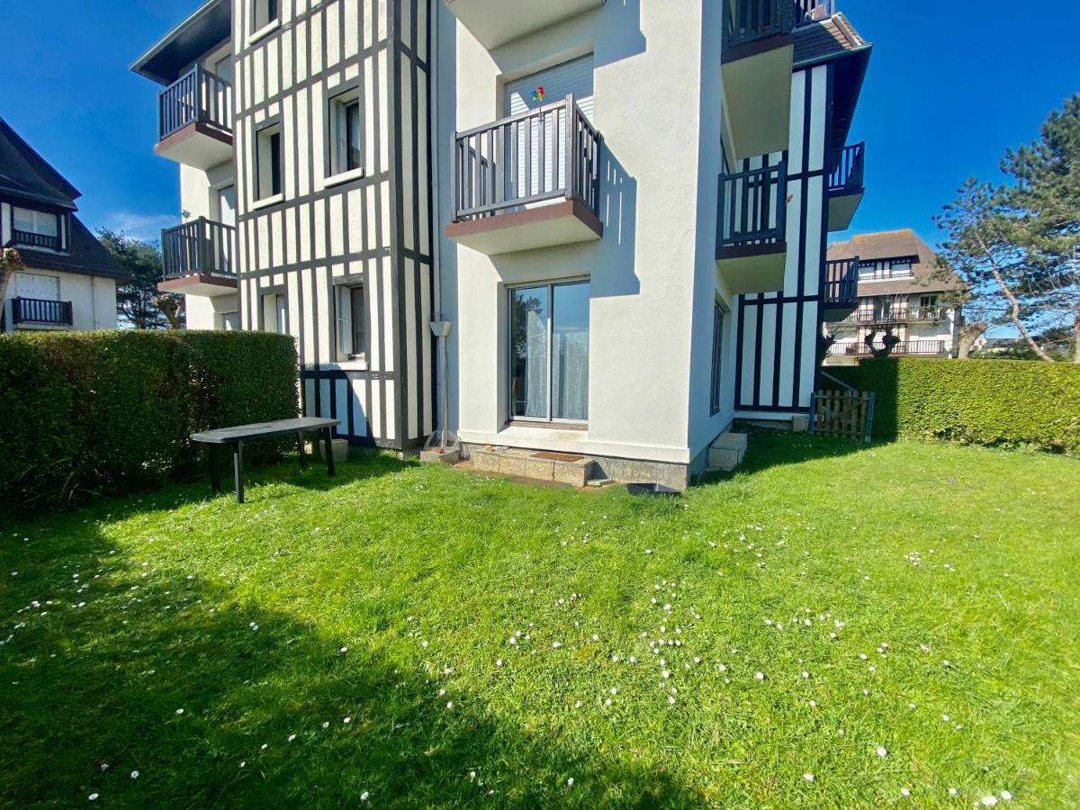 Superbe appartement avec jardin ensoleillé Blonville-sur-Mer Exterior foto